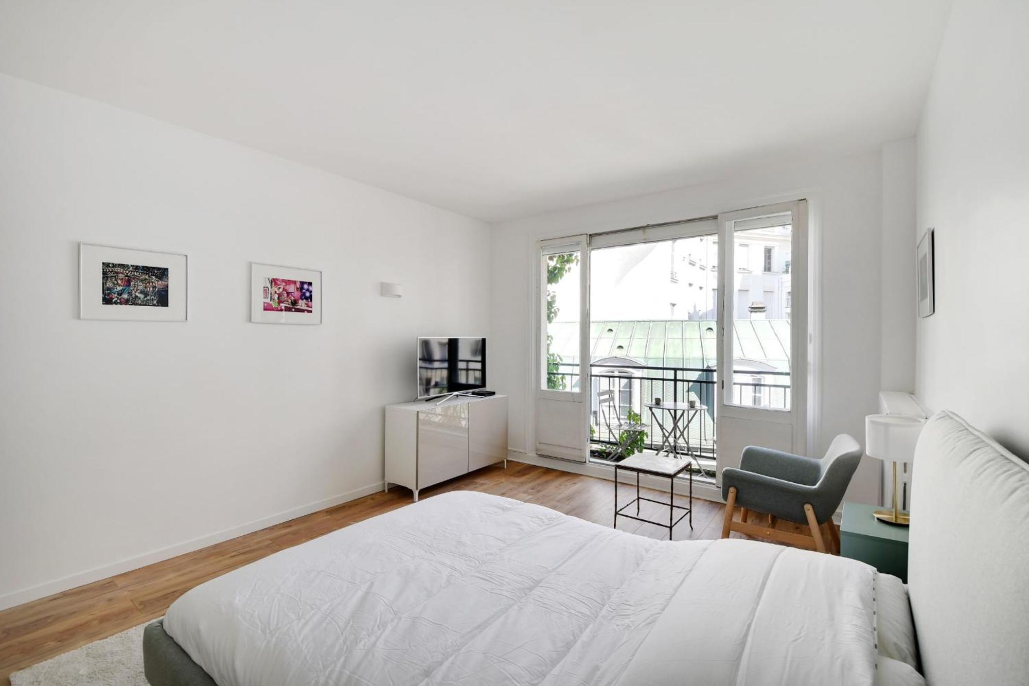 Bright Studio For 2 - Champs-Elysees Παρίσι Εξωτερικό φωτογραφία
