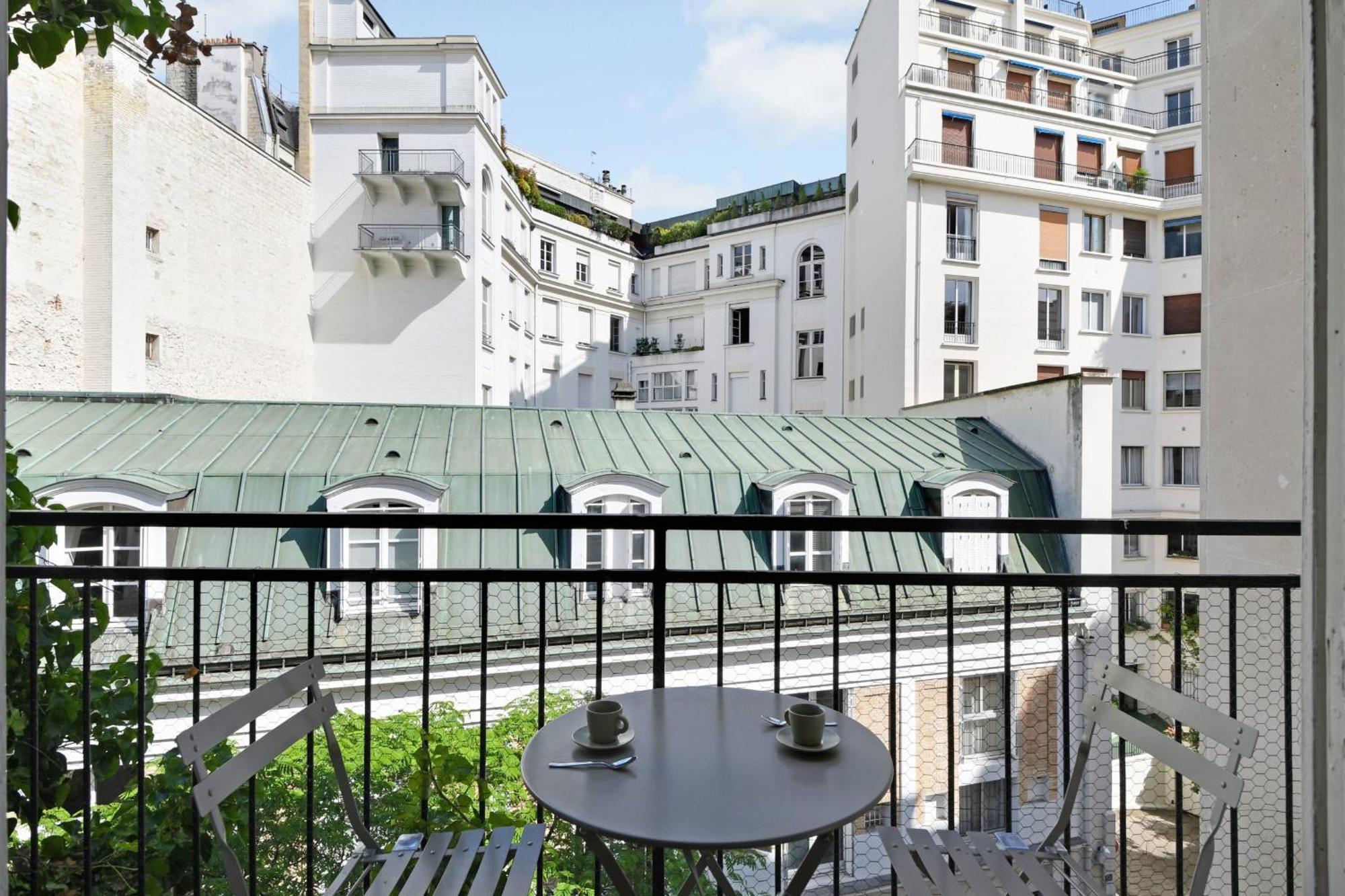 Bright Studio For 2 - Champs-Elysees Παρίσι Εξωτερικό φωτογραφία